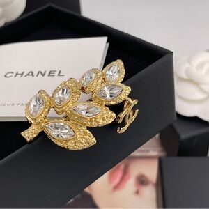 100% Authentic CHANEL Gold-Tone Crystal Leaf & CC Dangle Brooch | Pristine
